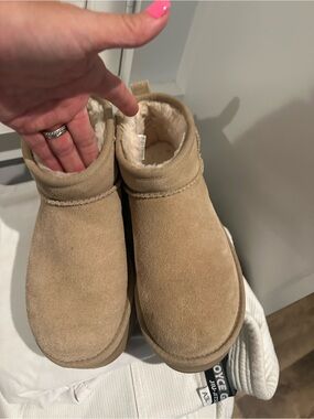 UGG Classic Mini Suede Boot - Chestnut